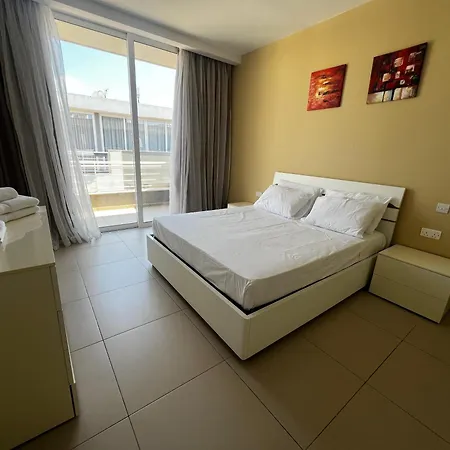 Brand New - Sliema, Modern , Great Location ! 아파트 *