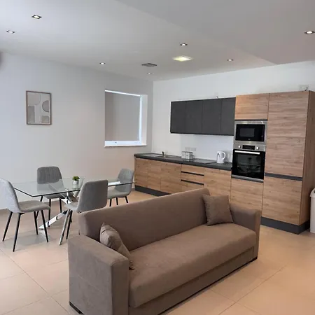 Brand New - Sliema, Modern , Great Location ! * סליאמה