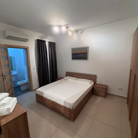 Apartamento Brand New - Sliema, Modern , Great Location ! Sliema