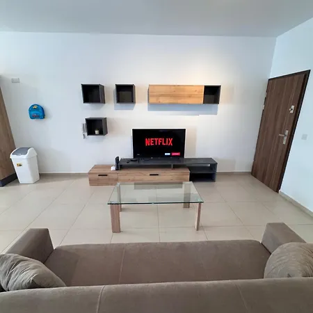 Brand New - Sliema, Modern , Great Location ! Apartamento Sliema