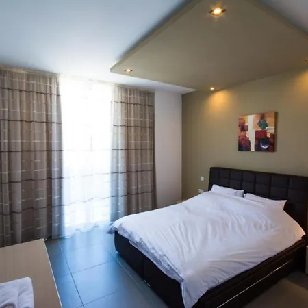Apartment Brand New - Sliema, Modern , Great Location !