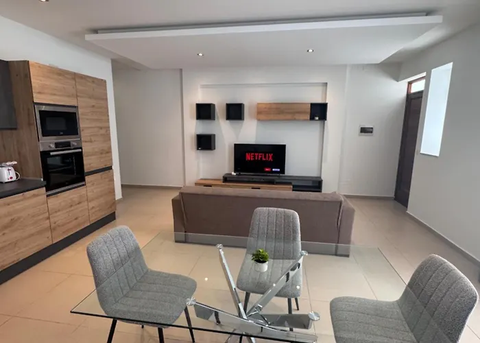 شقة Brand New - Sliema, Modern , Great Location ! سليمة