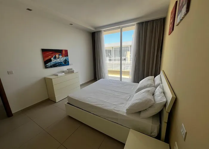 Brand New - Sliema, Modern , Great Location ! شقة