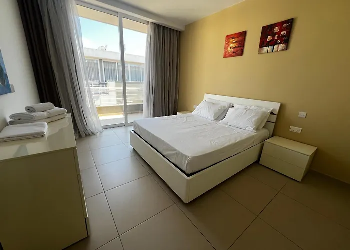 Brand New - Sliema, Modern , Great Location ! شقة *