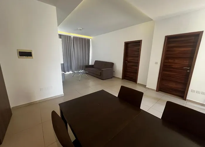 Brand New - Sliema, Modern , Great Location ! شقة