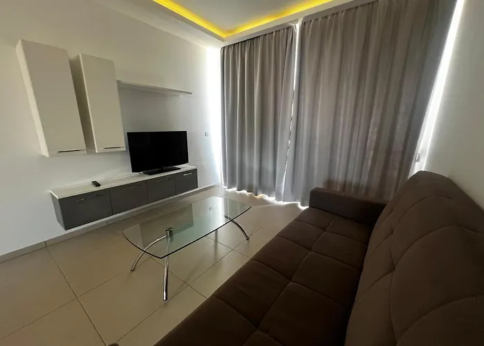 شقة Brand New - Sliema, Modern , Great Location !