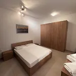 Brand New - Sliema, Modern , Great Location ! شقة